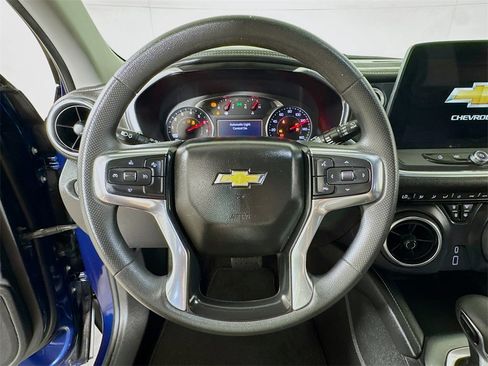 Used 2023 Chevrolet Blazer LT image 9