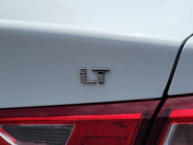 Used 2023 Chevrolet Malibu LT FWD image 28