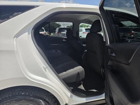 Used 2020 Chevrolet Equinox LT FWD image 19