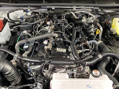 New 2026 Toyota 4Runner SR5 AWD/4WD image 10