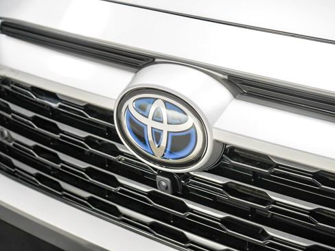 Used 2024 Toyota RAV4 XSE w/ Advanced Technology Package AWD/4WD image 8