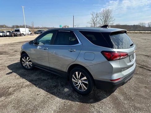 Used 2024 Chevrolet Equinox LT w/ LPO, Floor Liner Package image 24
