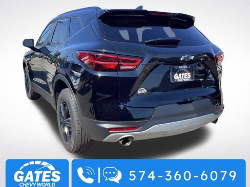Used 2023 Chevrolet Blazer LT w/ Convenience Package FWD image 6