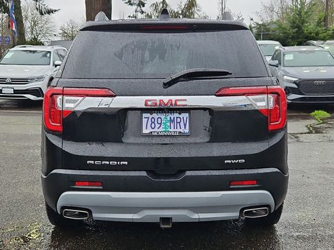 Used 2020 GMC Acadia SLE w/ Driver Convenience Package image 4