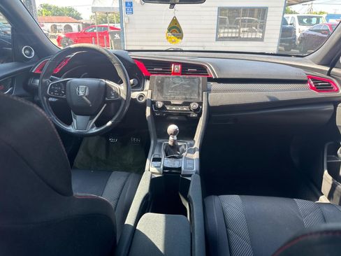 Used 2018 Honda Civic Si image 8