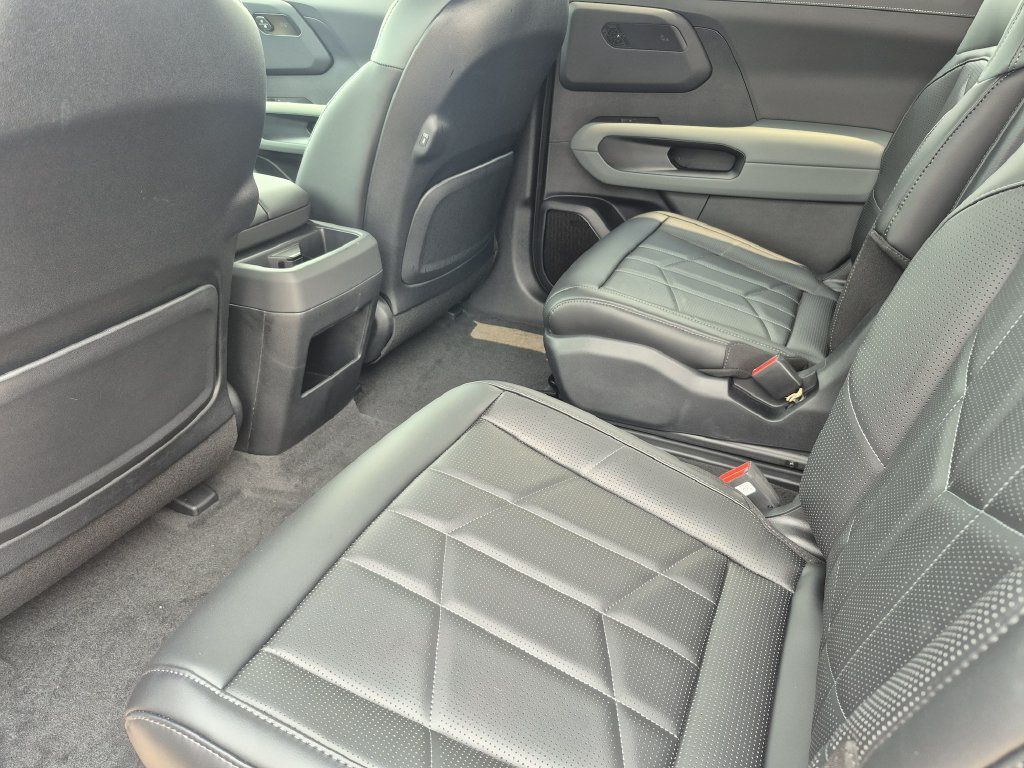 New 2027 Kia Telluride SX Prestige w/ Towing Package AWD/4WD image 12