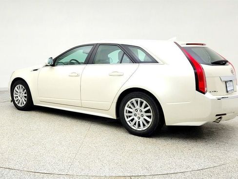 Used 2011 Cadillac CTS Luxury image 3
