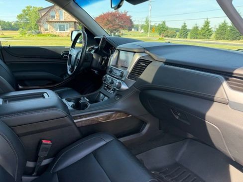 Used 2018 Chevrolet Tahoe LT AWD/4WD image 24