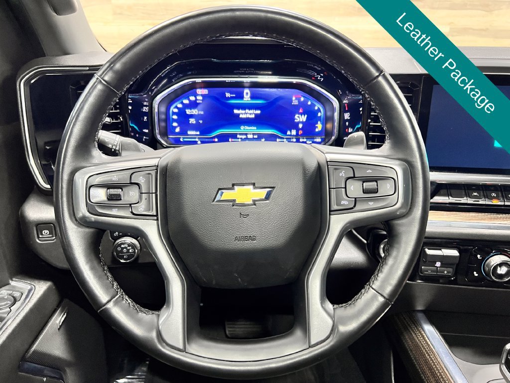 Used 2024 Chevrolet Silverado 1500 LT Trail Boss w/ Convenience Package II AWD/4WD image 4