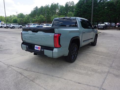 Used 2025 Toyota Tundra Platinum AWD/4WD image 21