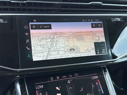 Used 2023 Audi Q7 3.0T Premium Plus image 10