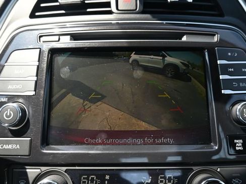 Used 2023 Nissan Maxima SL FWD image 43