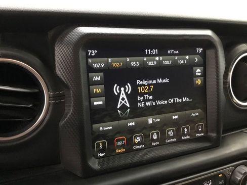Used 2019 Jeep Wrangler Unlimited Sahara w/ Quick Order Package 24M Moab AWD/4WD image 15