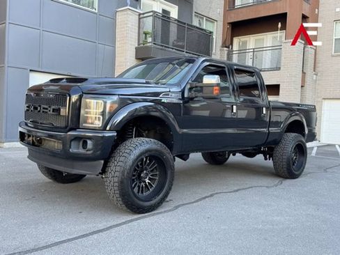 Used 2014 Ford F350 Platinum w/ Platinum Package AWD/4WD image 1