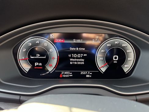 Used 2024 Audi Q5 2.0T Prestige AWD/4WD image 21