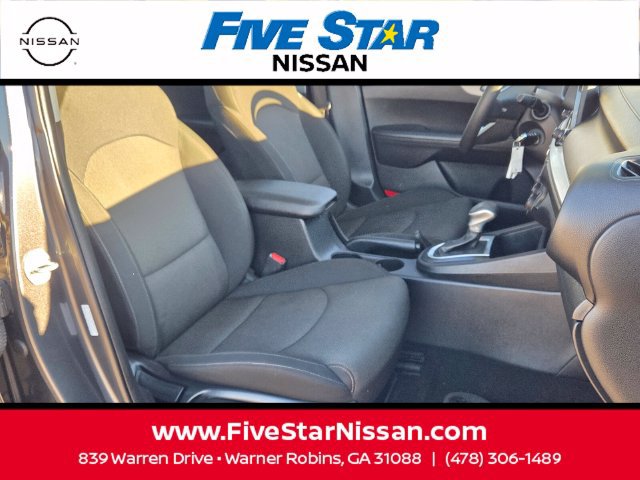 Used 2024 Kia Forte LXS w/ LXS Technology Package FWD image 15