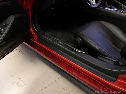 Used 2019 MAZDA MX-5 Miata RF Grand Touring image 25