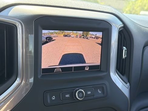 Used 2023 Chevrolet Silverado 1500 Custom AWD/4WD image 25