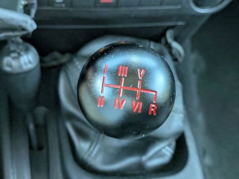 Used 2011 Jeep Wrangler Sport AWD/4WD image 15