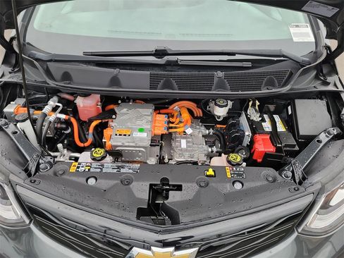 Used 2020 Chevrolet Bolt LT image 21