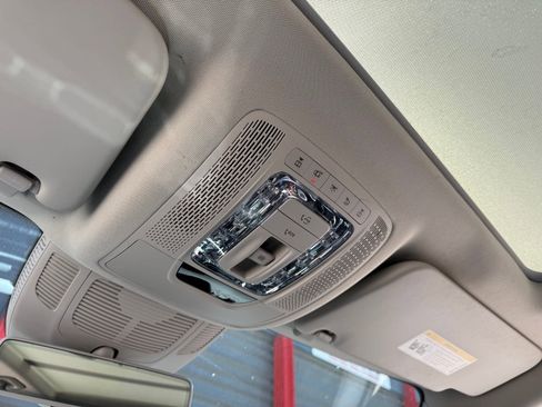 Used 2020 Mercedes-Benz GLE 350 4MATIC image 28