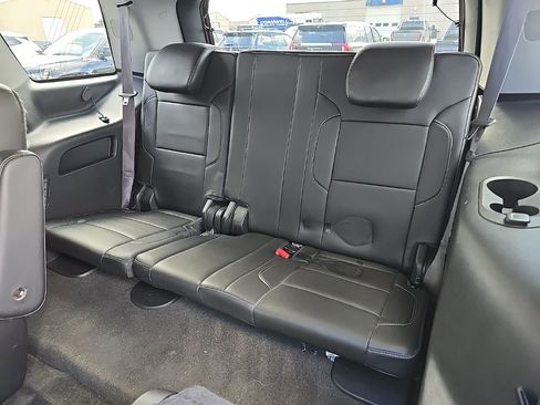 Used 2015 Chevrolet Tahoe LT w/ Luxury Package AWD/4WD image 12