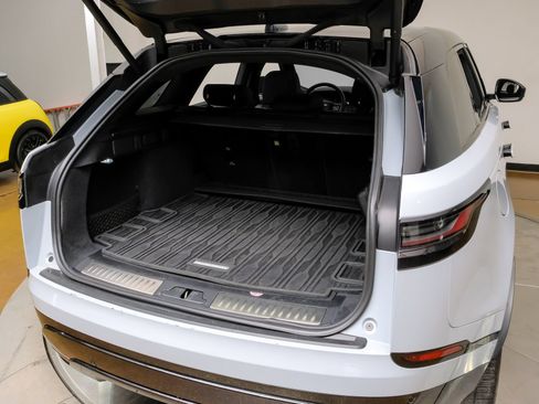 Used 2024 Land Rover Range Rover Velar Dynamic SE AWD/4WD image 54