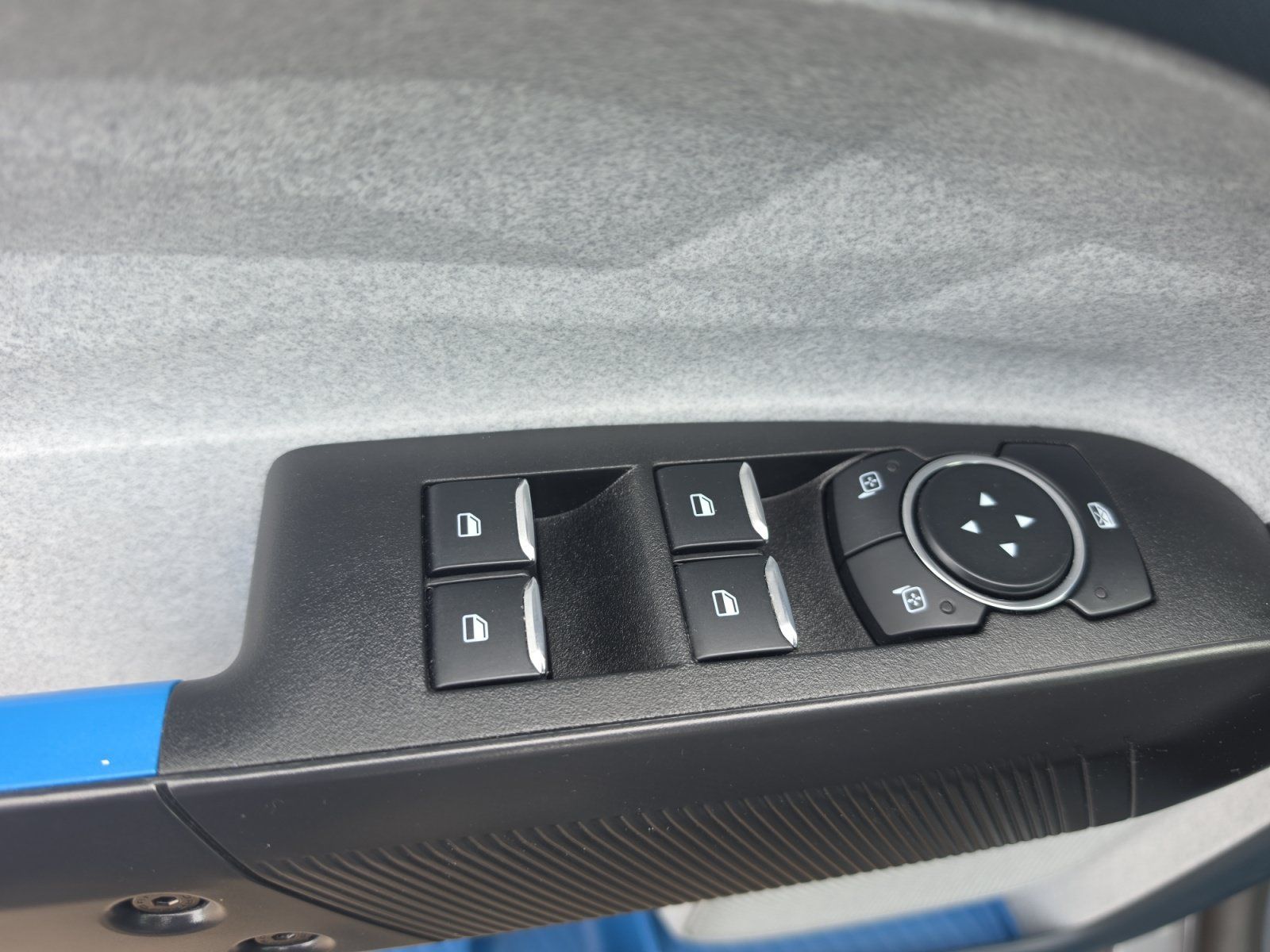 Used 2025 Ford Maverick XLT w/ XLT Luxury Package FWD image 11