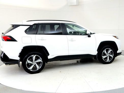Certified 2025 Toyota RAV4 SE w/ Weather & Moonroof Package AWD/4WD image 6