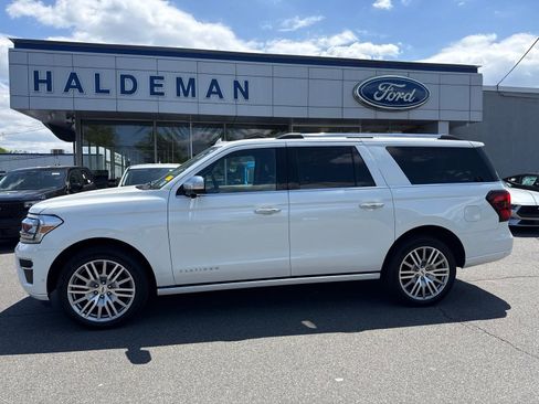 Used 2024 Ford Expedition Max Platinum AWD/4WD image 1