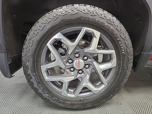 Used 2023 GMC Sierra 1500 SLT w/ SLT Premium Plus Package image 51