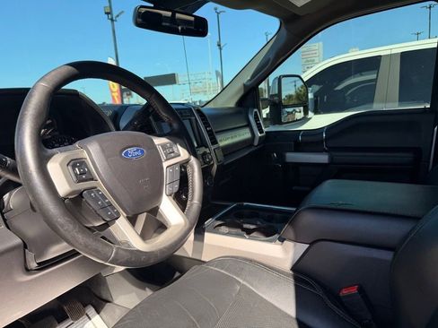 Used 2020 Ford F250 Lariat w/ Lariat Ultimate Package AWD/4WD image 26
