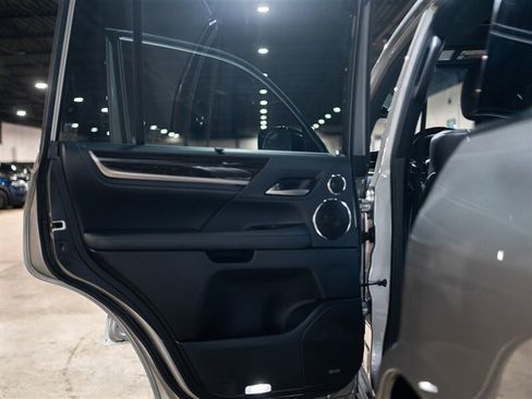 Used 2021 Lexus LX 570 4WD w/ Sport Package image 34