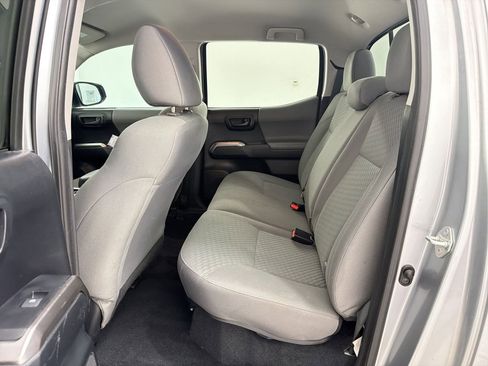 Used 2022 Toyota Tacoma SR5 w/ Technology Package AWD/4WD image 14