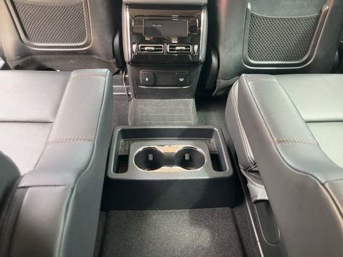 Used 2022 Lincoln Aviator Grand Touring AWD/4WD image 24