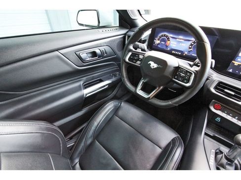 Used 2024 Ford Mustang GT Premium RWD image 9