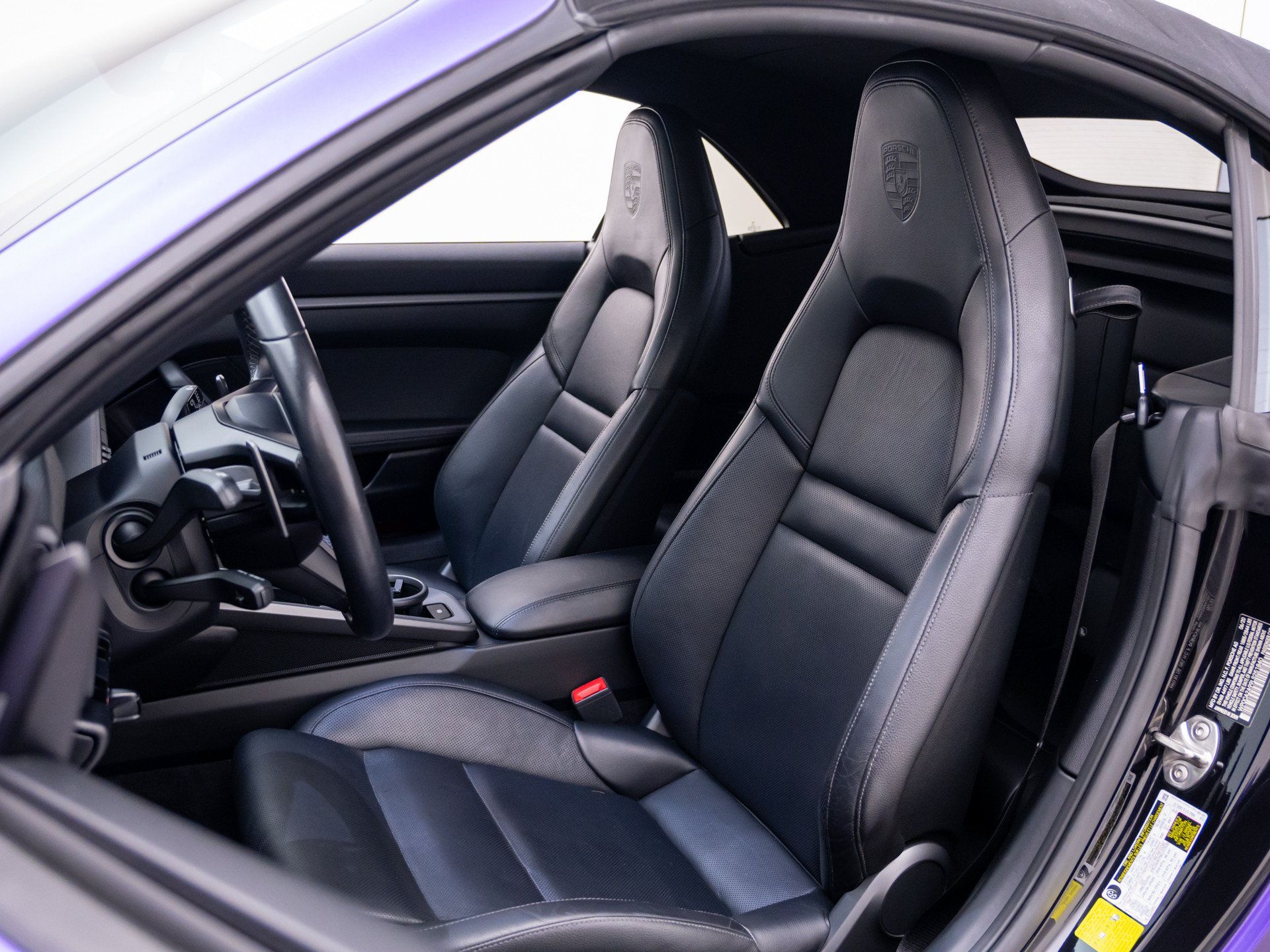Used 2020 Porsche 911 Carrera 4 AWD/4WD image 5