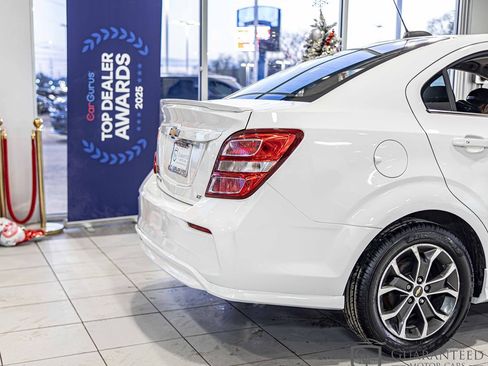 Used 2017 Chevrolet Sonic LT w/ Convenience Package image 12