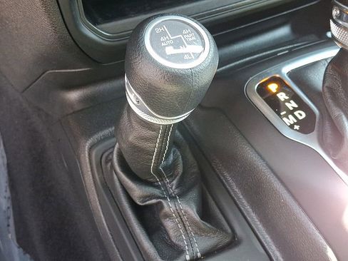 Certified 2025 Jeep Wrangler Unlimited Sahara AWD/4WD image 24