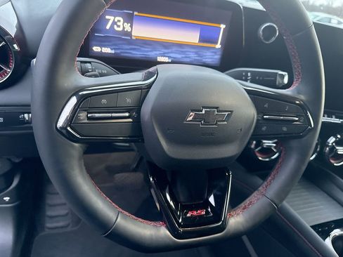 Certified 2025 Chevrolet Blazer EV RS image 14