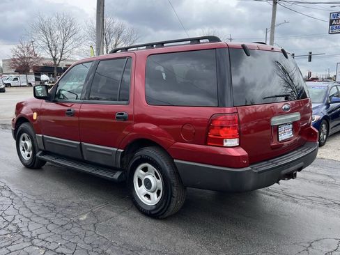 Used 2005 Ford Expedition XLT image 3