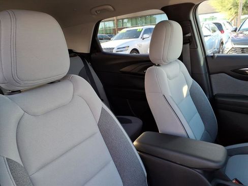 Used 2024 Chevrolet TrailBlazer LS w/ LS Convenience Package image 12