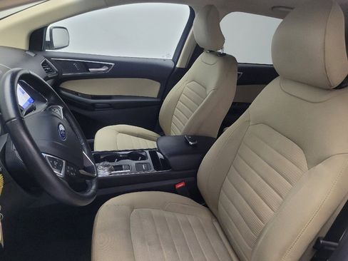 Used 2019 Ford Edge SEL image 17
