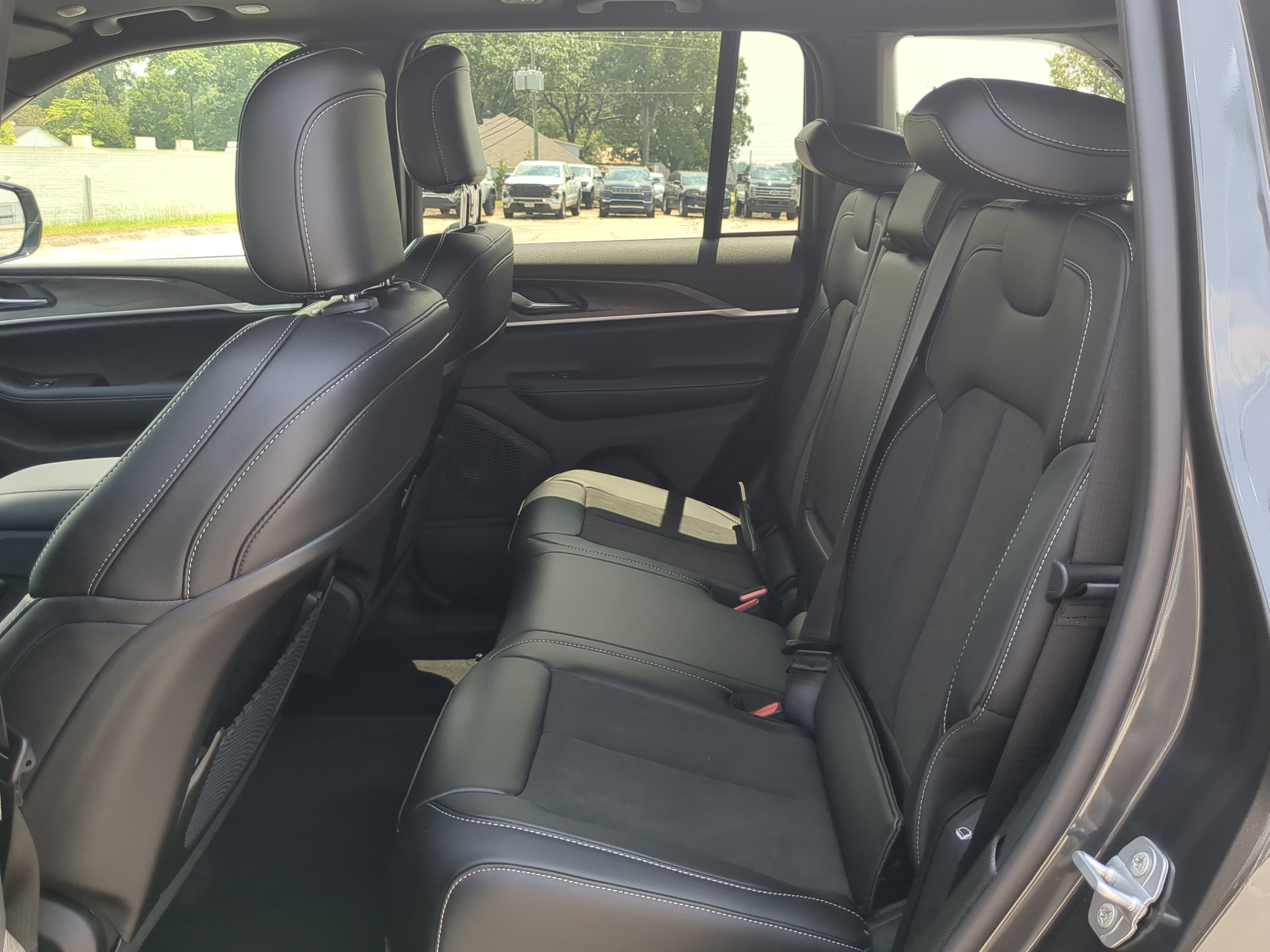 New 2026 Jeep Grand Cherokee Altitude RWD image 12