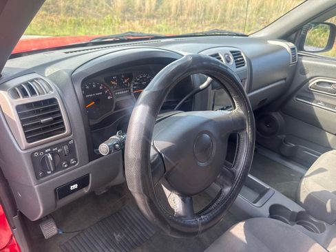 Used 2005 Chevrolet Colorado LS RWD image 14