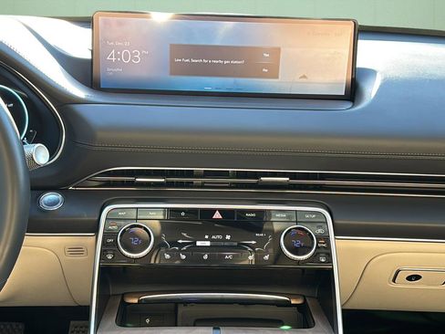 Used 2023 Genesis GV80 2.5T w/ Prestige 20" Package image 24