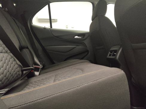 Used 2019 Chevrolet Equinox LT FWD image 19