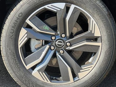 New 2026 Nissan Murano SV AWD/4WD image 5