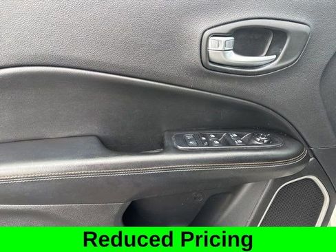 Used 2019 Jeep Compass Sport image 12