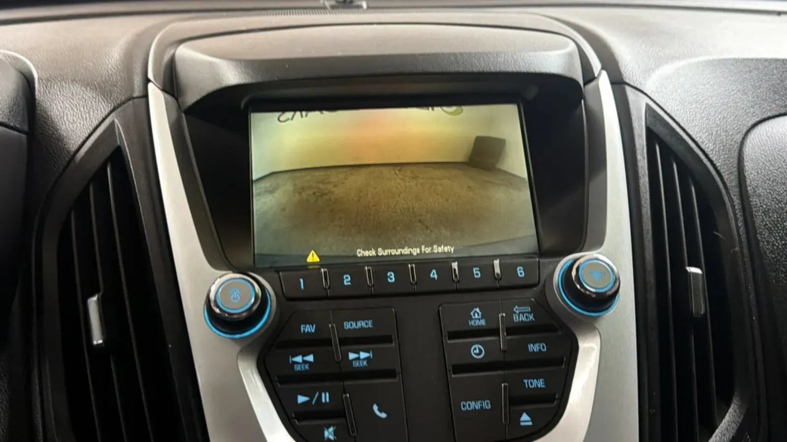Used 2013 Chevrolet Equinox LT FWD image 14